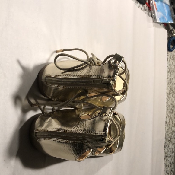 Lane Bryant Gold Gladiator Sandal Sz 11W - Picture 3 of 5